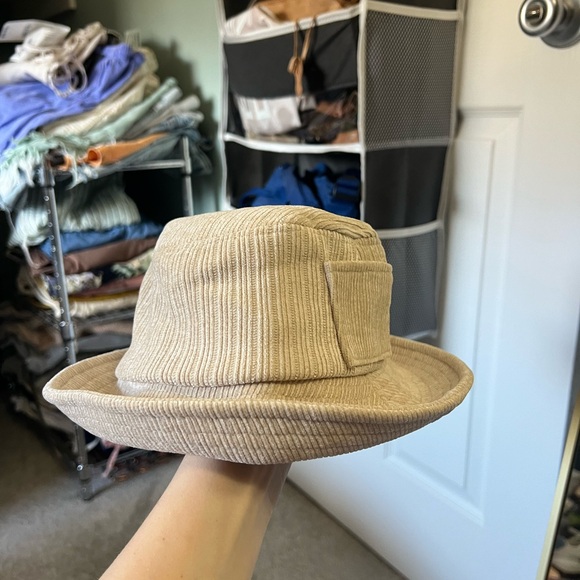 FREE PEOPLE corduroy bucket hat - Picture 3 of 6